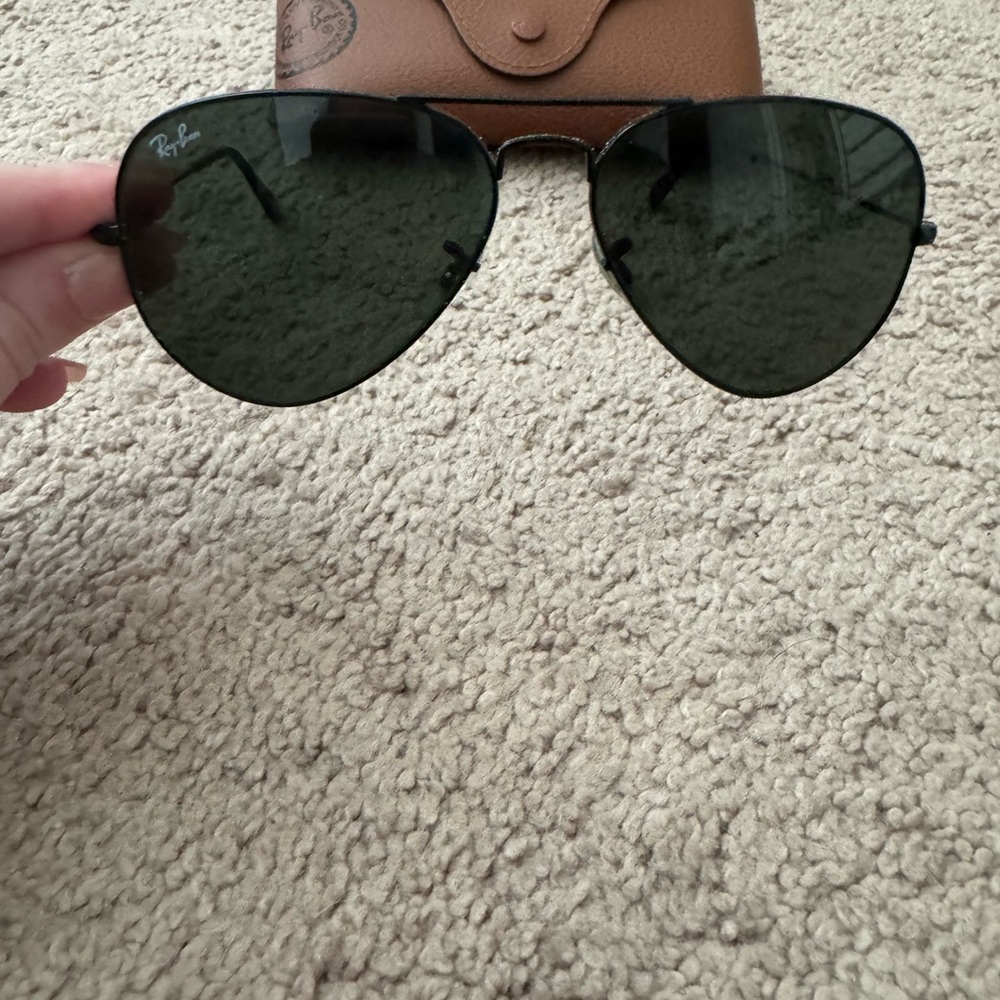 Ray-Ban Dark Lens Aviator Sunglasses